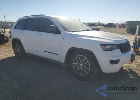 2017 Jeep Grand Cherokee Trailhawk from USA, damaged, VIN 1C4RJFLG6HC605067